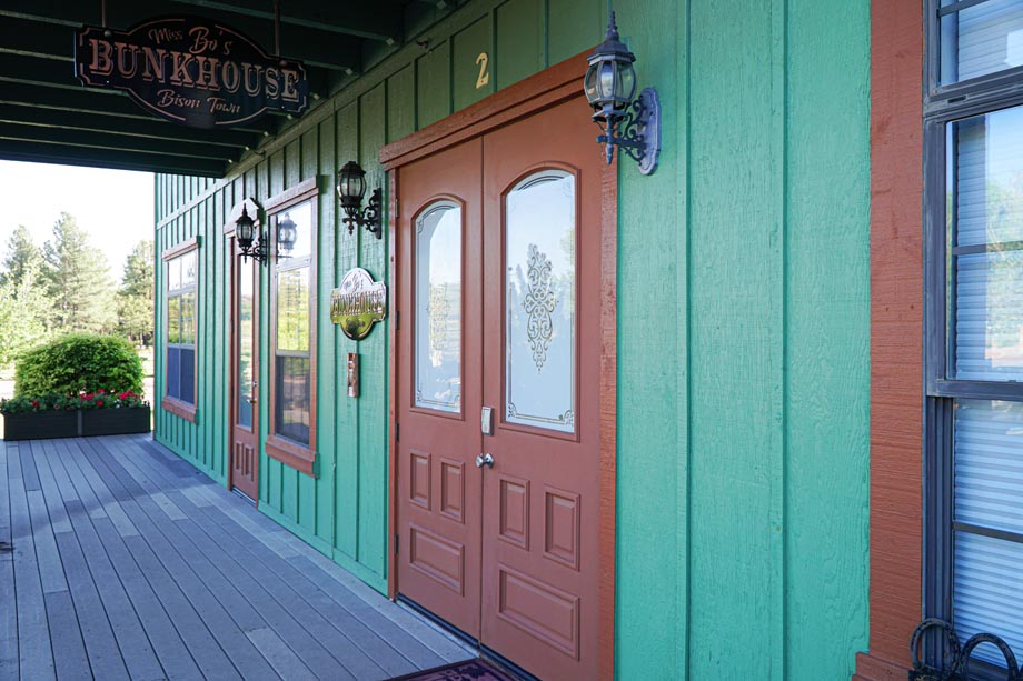 Exterior Entry: Miss Bo's Bunkhouse in Overgaard, AZ